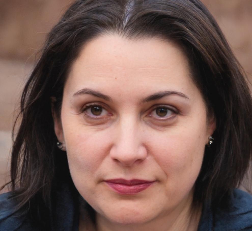 Portrait professionnel d'Élise Duchamp